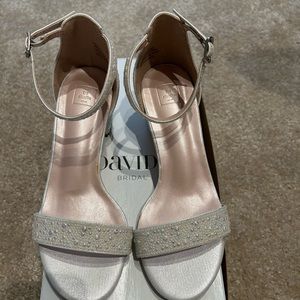 White pearl iridescent shoes never worn come in original box size